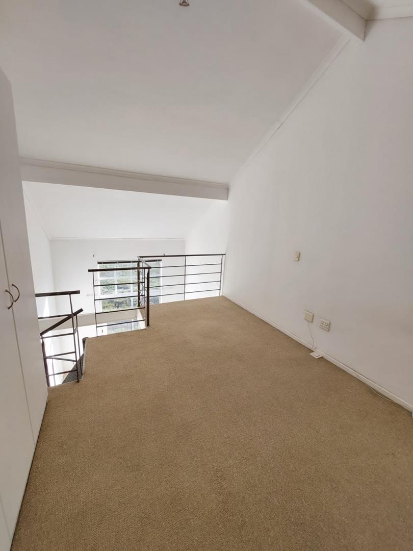 To Let 1 Bedroom Property for Rent in Royal Ascot Western Cape